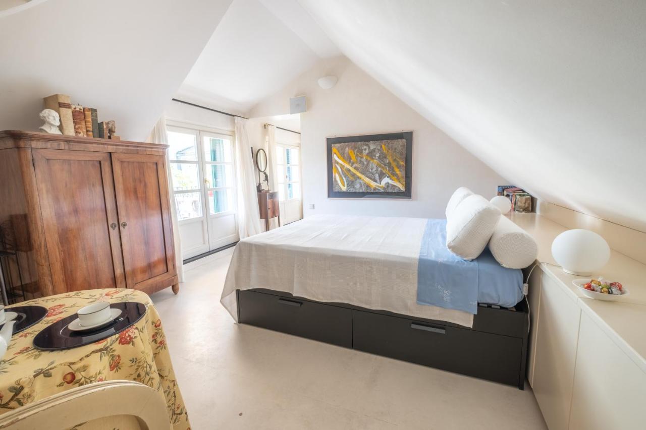 Attico Palazzo Giustiniani Bed & Breakfast Genoa Exterior photo